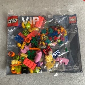 LEGO Fun and Funky VIP pack